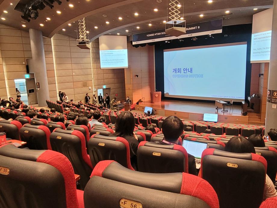 김유나 학부생, K-BioX 2025서 포스터 발표 및 자원봉사로 활약 7